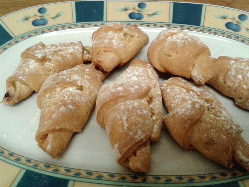 Kuhlschrankrazzia Hornchen Pikant Und Suss Von Christina Sanja Chefkoch 