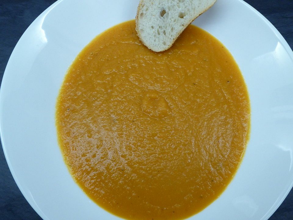 Karotten-Mango-Suppe mit Ingwersahneschaum von any2703| Chefkoch