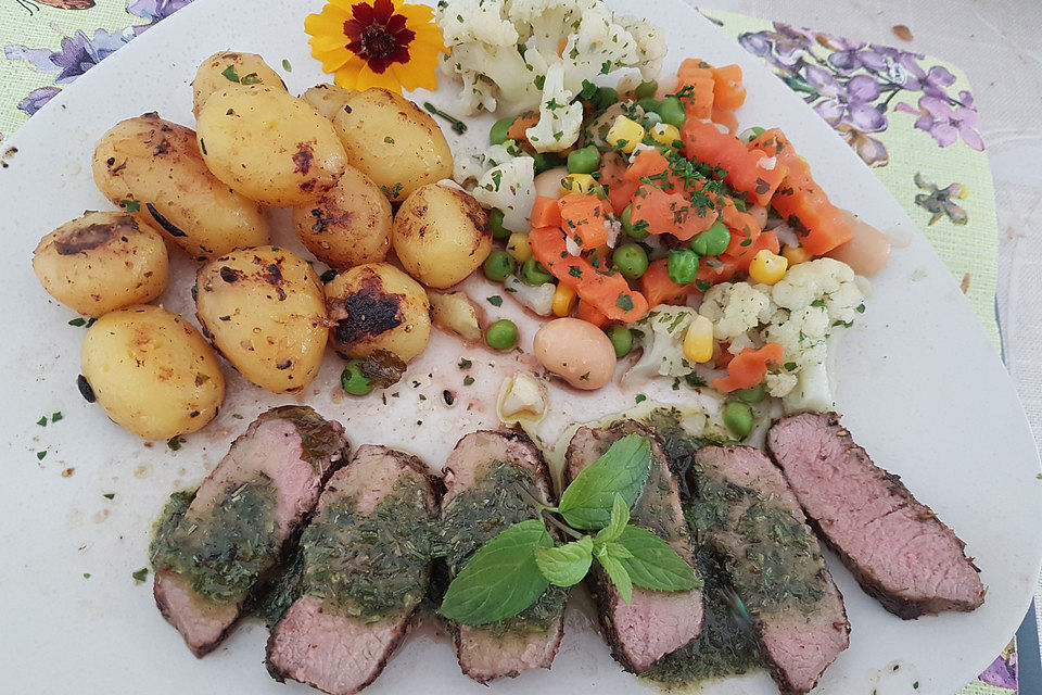 Lammfilet in Minzsoße à la Gabi