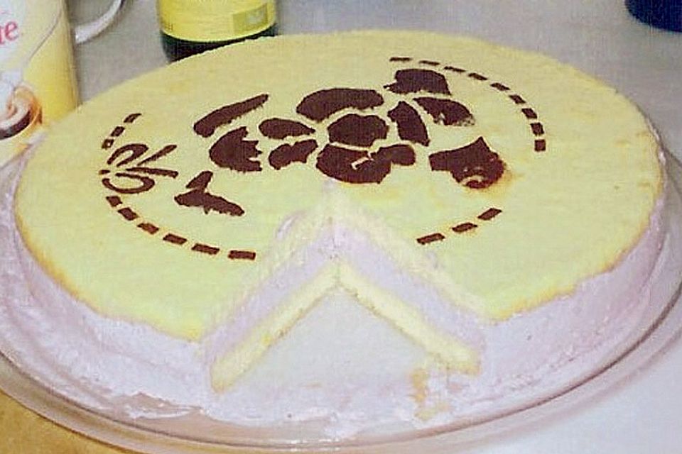 Erdbeersahnetorte