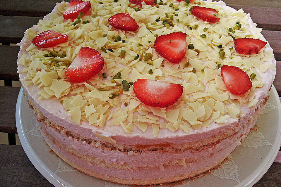 Erdbeersahnetorte