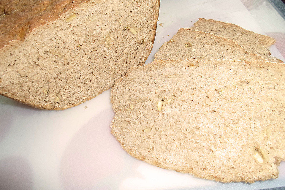 Cous Cous-Brot mit Bambussprossen und Waldhonig