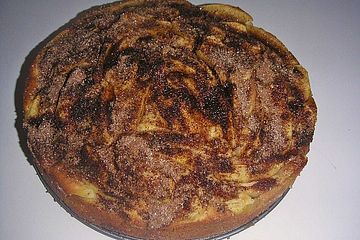 Zimt-Marzipan-Apfelkuchen mit warmer Vanillesoße