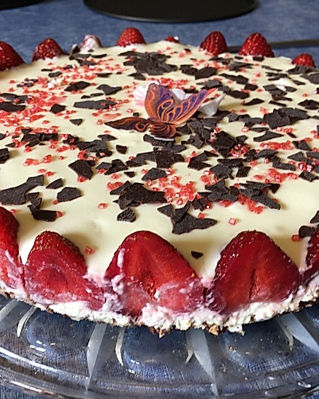 Erdbeer-Panna Cotta Torte
