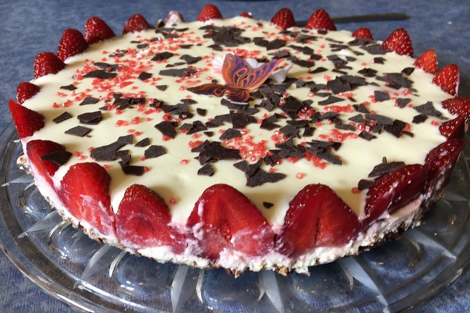 Erdbeer-Panna Cotta Torte