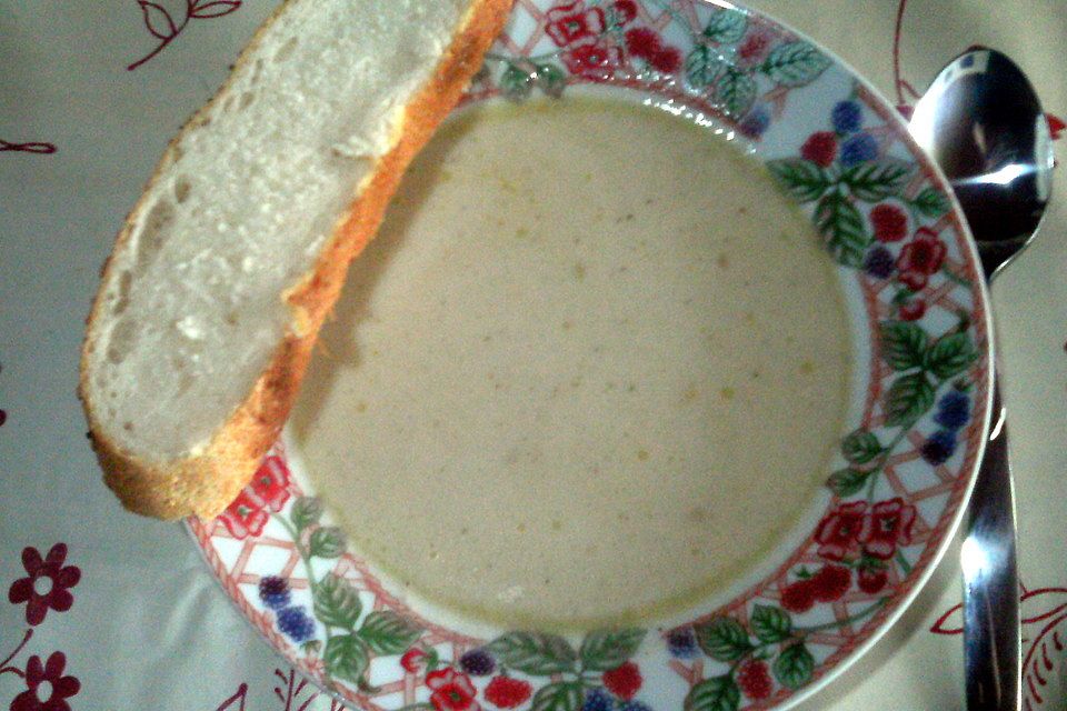 Spargel-Kokos-Suppe