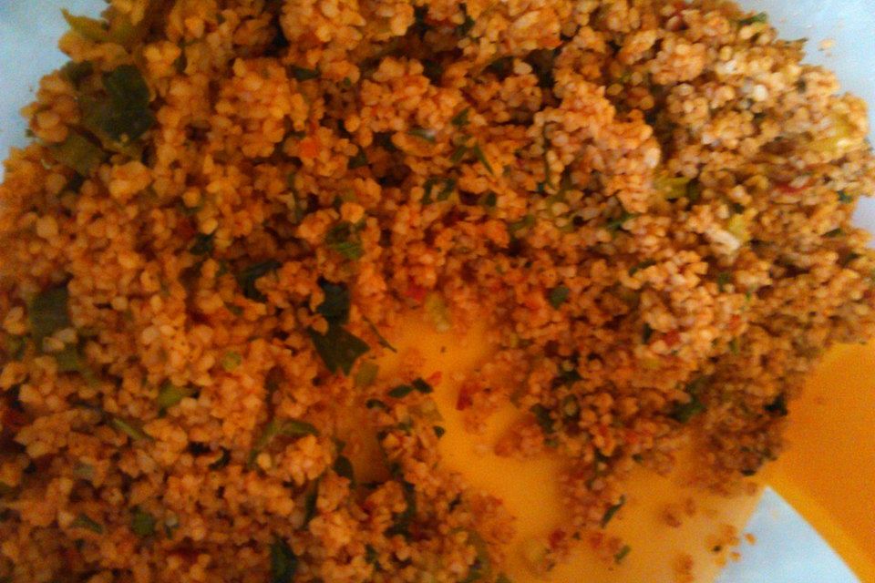 Bulgur-Salat (Kisir)