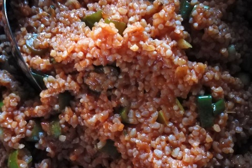 Bulgur-Salat (Kisir)