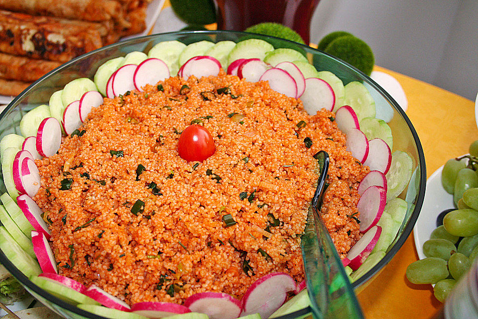 Bulgur-Salat (Kisir)