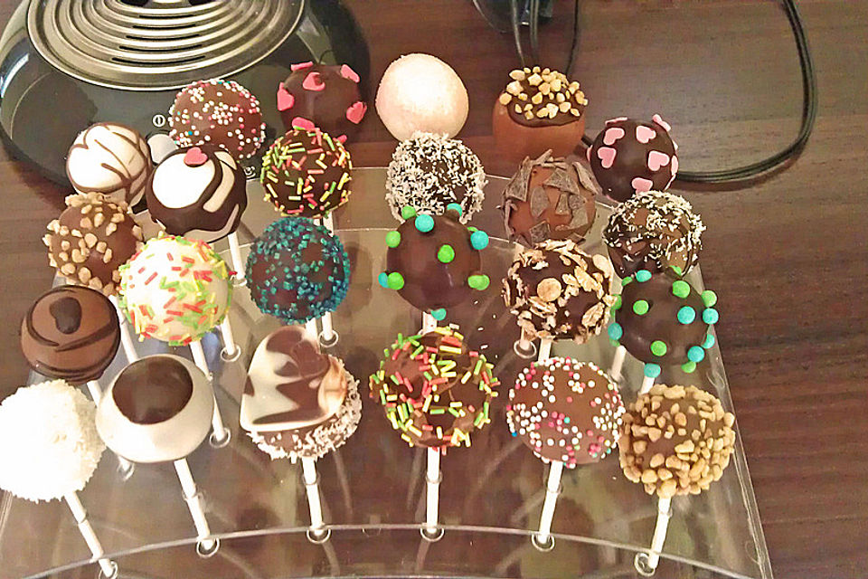 Chiaras Cake Pops