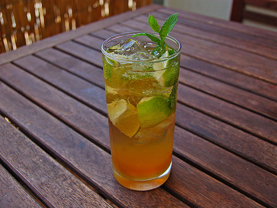 Alkoholfreier Cocktail mit Kräuterlimonade von Rahmspinat1| Chefkoch