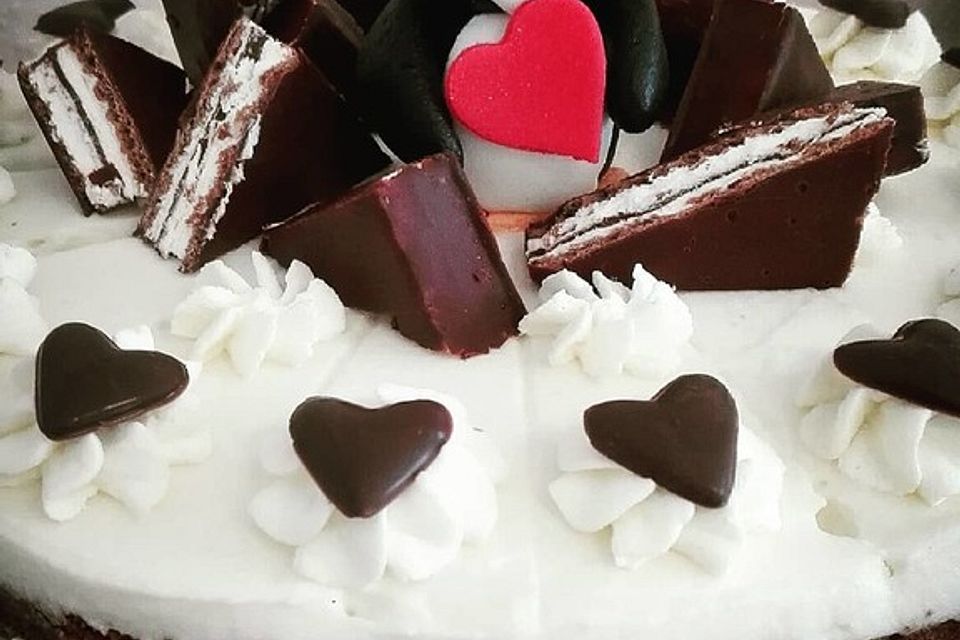 Kinder Pingui-Torte