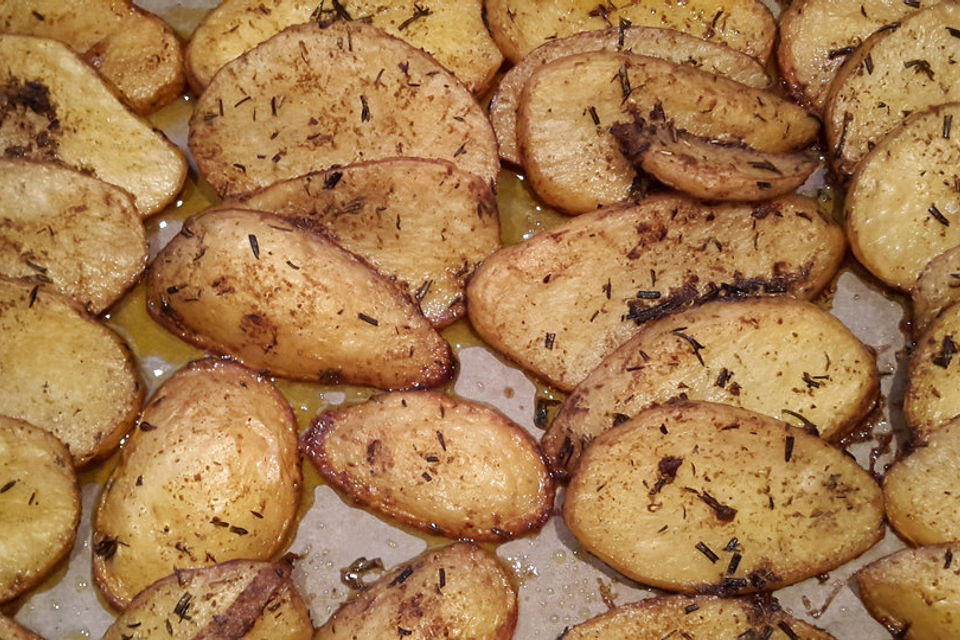 Marinierte Riffelsteaklets von der Kartoffel für den Grill