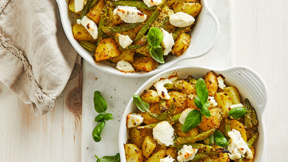 Gratin-mit-neuen-Kartoffeln-gr-nen-Bohnen-und-Pesto-Genovese