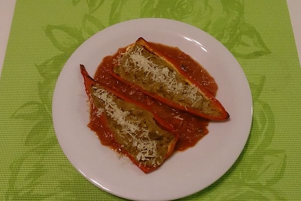 Paprikaschoten gefüllt mit Thunfisch-Guacamole | Chefkoch