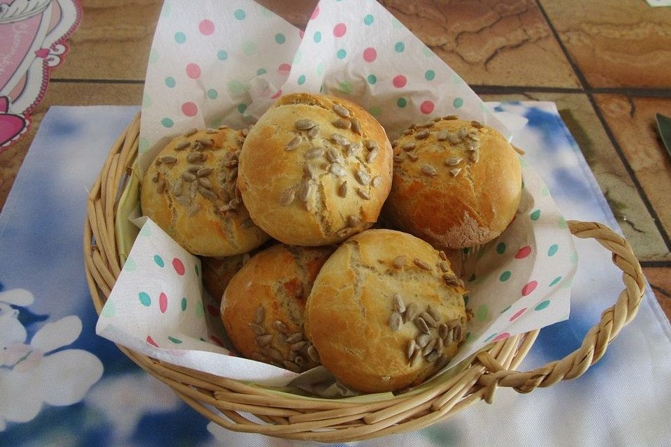 Dinkel-Haferbrötchen Dinkel-Haferbrötchen