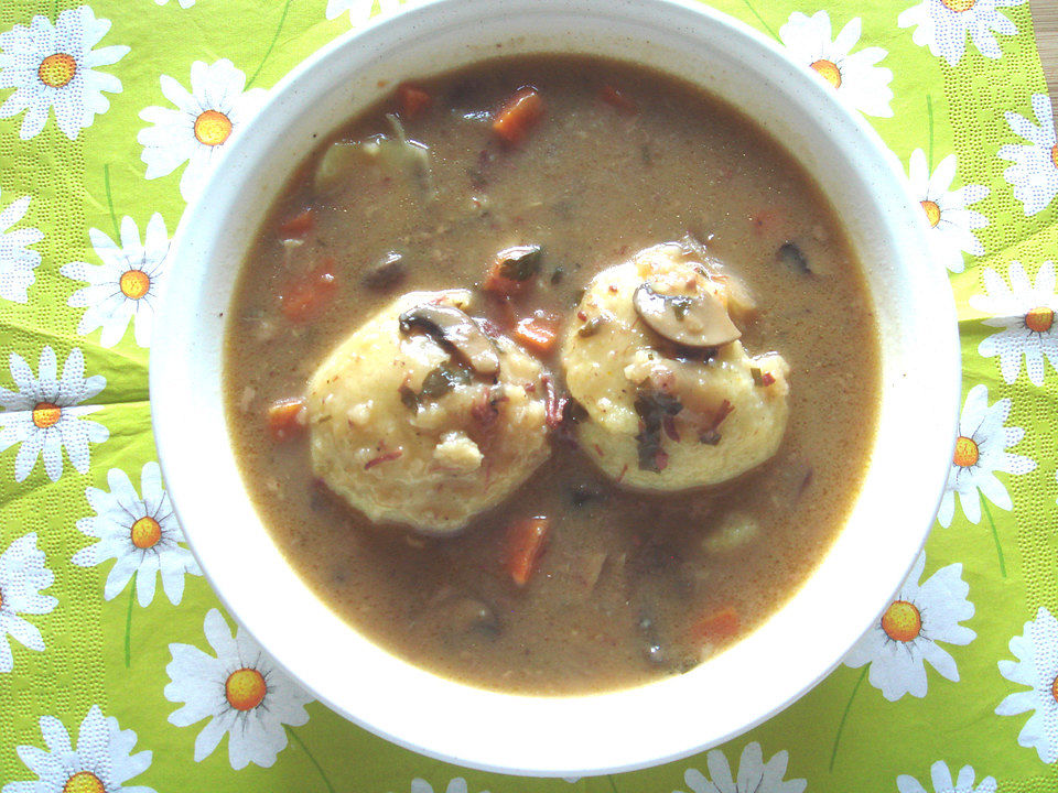 Wiener Kartoffelsuppe mit braunen Champignons von caremma | Chefkoch