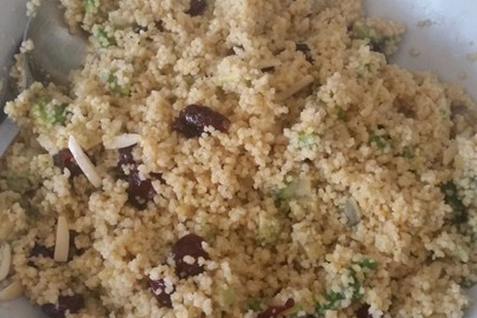 Avocado-Couscous-Salat