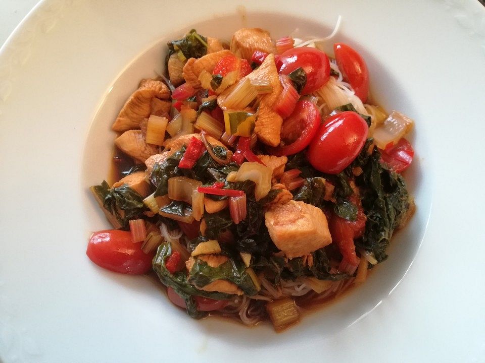 Hähnchen mit Mangold, Kirschtomaten und Ingwer von s-fuechsle| Chefkoch