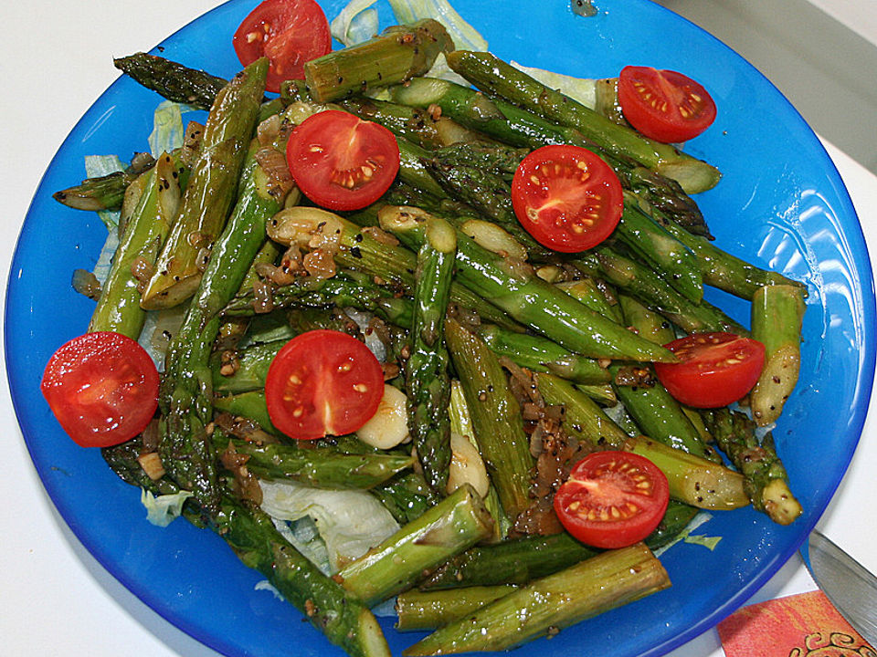 Gebratener Spargel auf buntem Salat von lordhelm11| Chefkoch