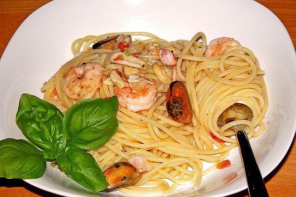 Spaghetti mit Meeresfrüchten von LolaLorbeer | Chefkoch