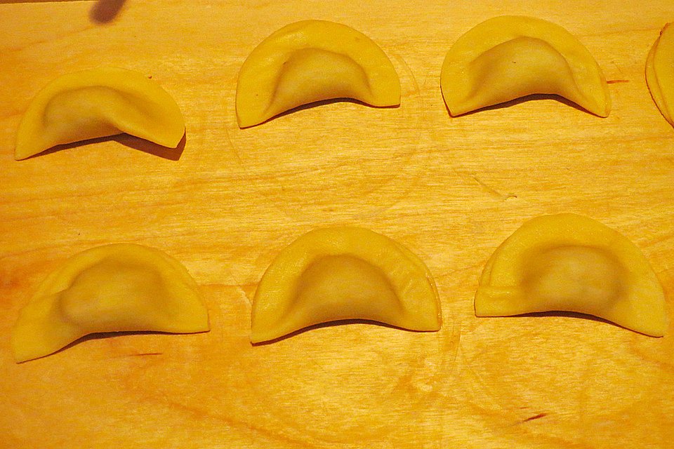 Selbstgemachte Tortellini Selbstgemachte Tortellini