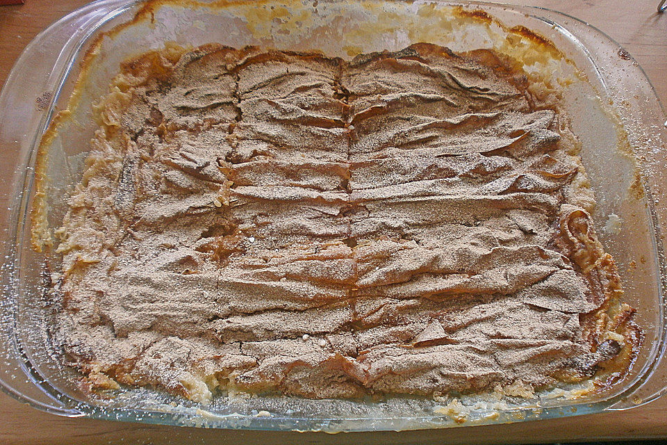 Bougatsa