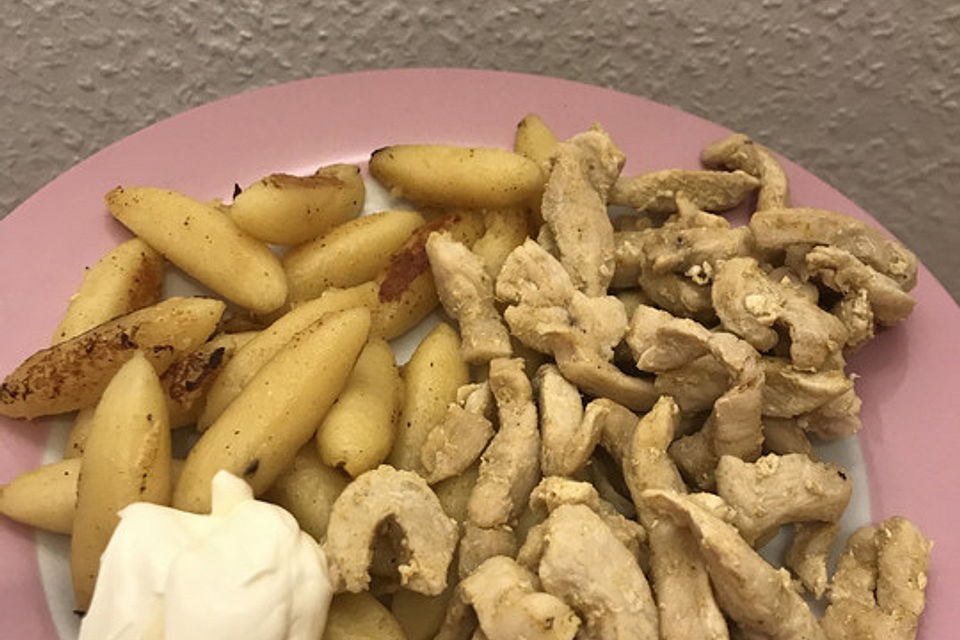 Schupfnudeln mit Hähnchen und Dip