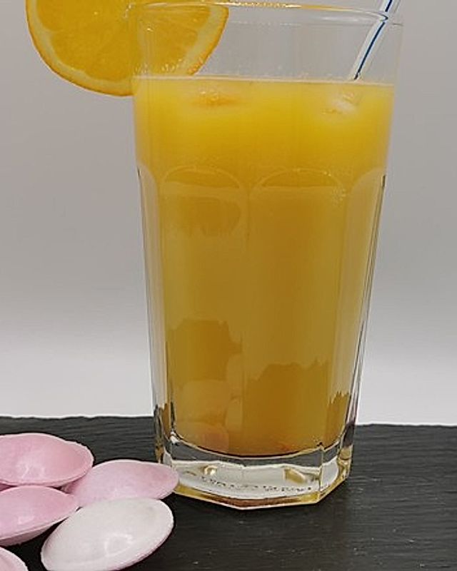 Fruchtiger Cocktail 'Josi'