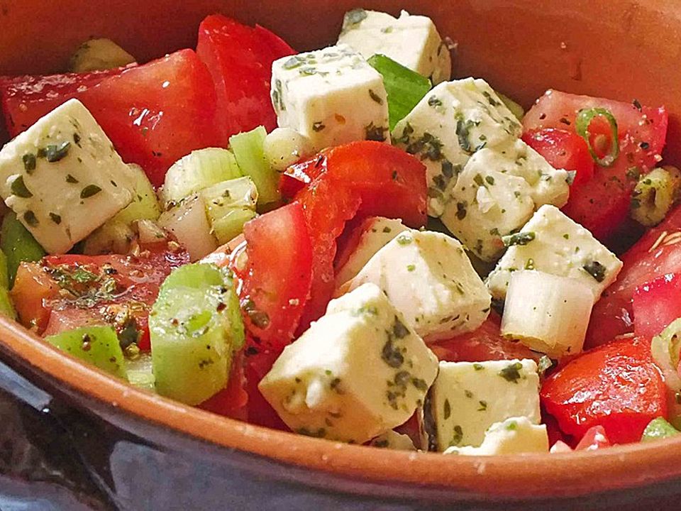 Tomatensalat mit Balkankäse von mrscooper| Chefkoch