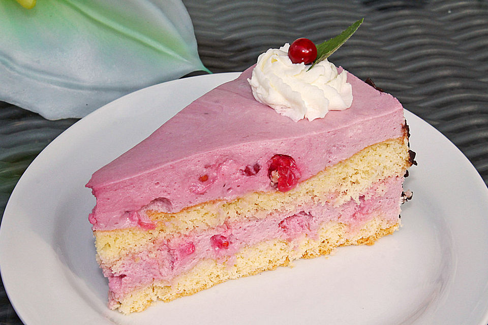 Johannisbeer-Quark-Sahnetorte