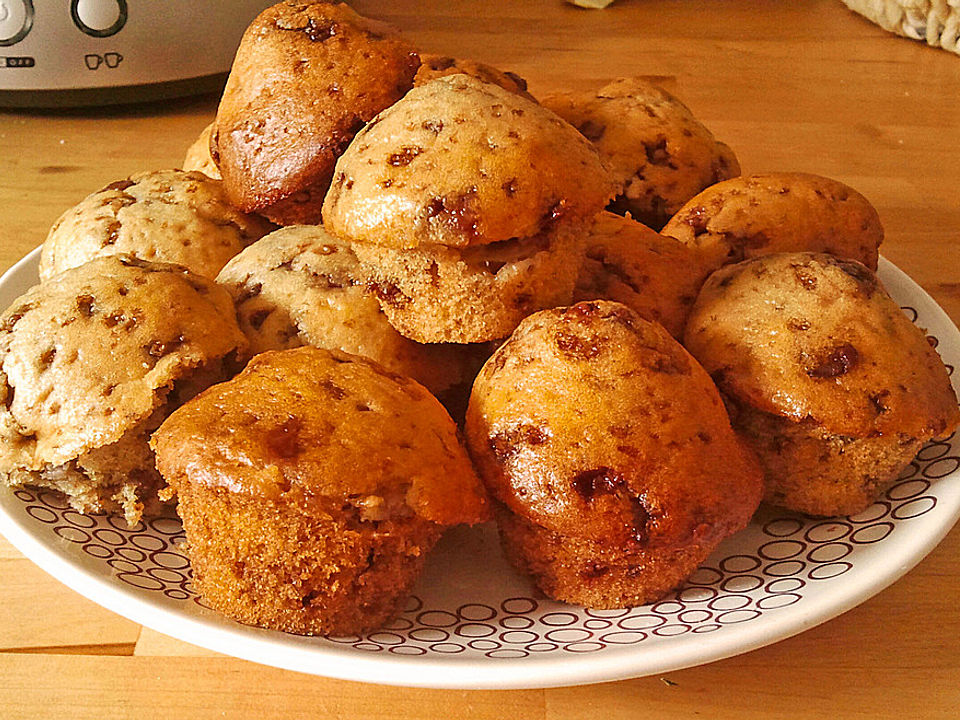 Schokomuffins mit Fruchtfüllung von PeachySticks| Chefkoch