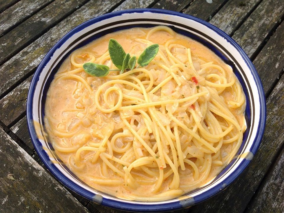 Spaghetti in scharfer Kokoscremesoße| Chefkoch