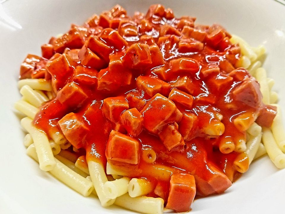 Nudeln mit Tomaten-Fleischwurst-Soße von GrungeCurle| Chefkoch