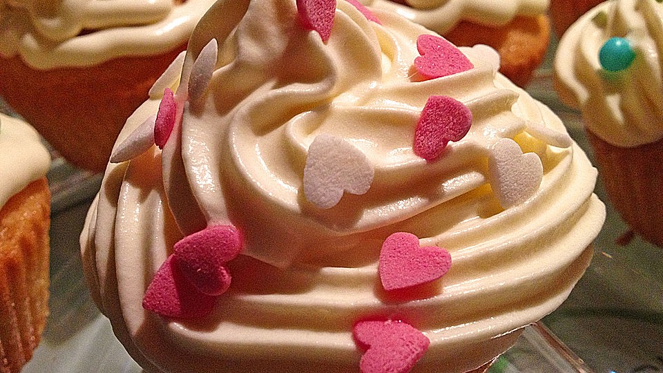 Limonaden-Cupcakes mit Schmandcreme von Verenchen86| Chefkoch