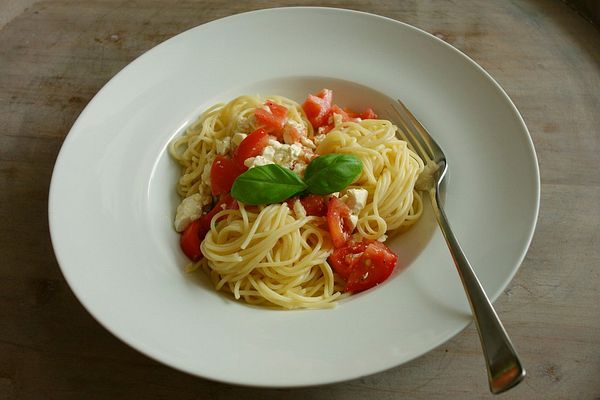 Spaghetti mit Tomaten und Feta-Käse von Annalena239 | Chefkoch