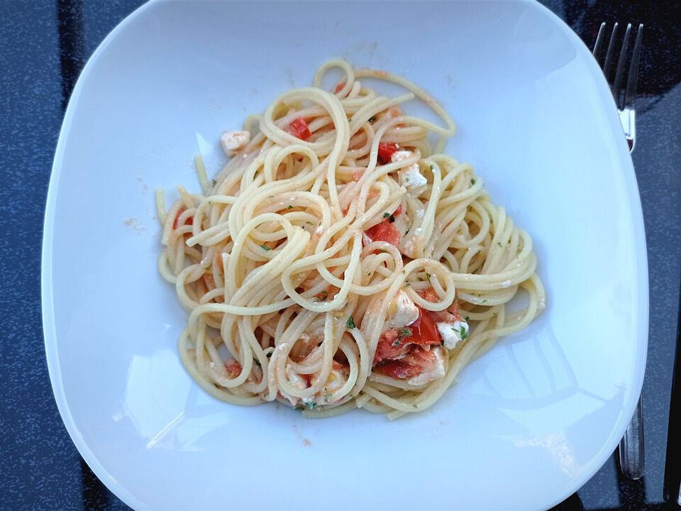 Spaghetti mit Tomaten und Feta-Käse von Annalena239| Chefkoch