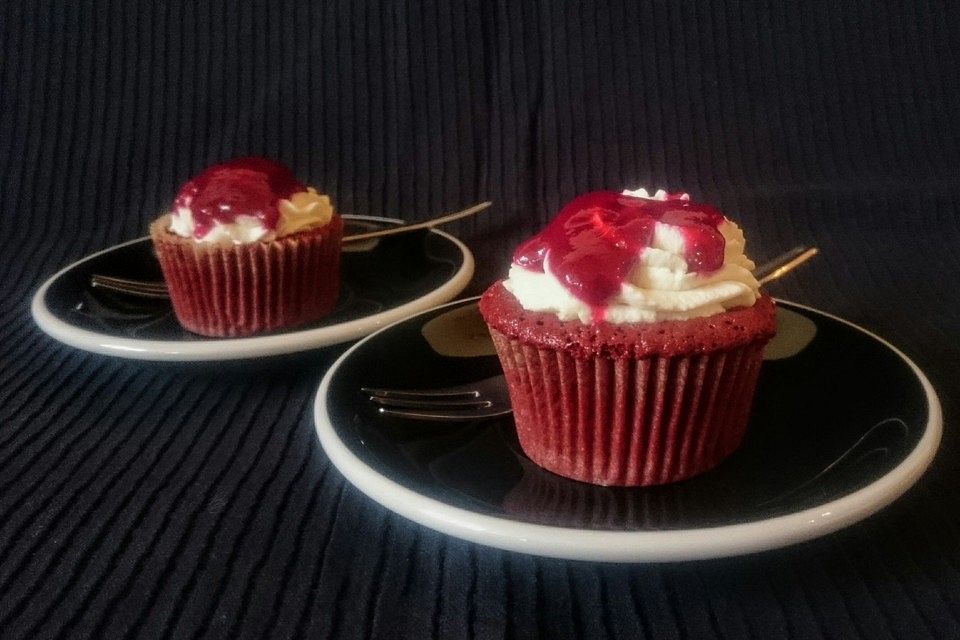 Red Velvet Cupcakes with Cream Cheese Frosting