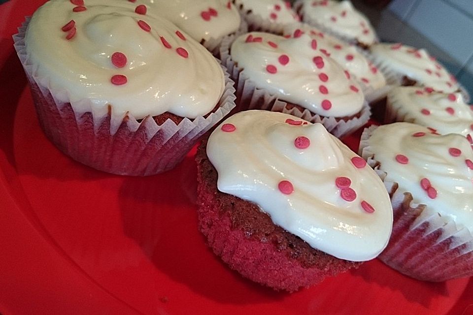 Red Velvet Cupcakes with Cream Cheese Frosting