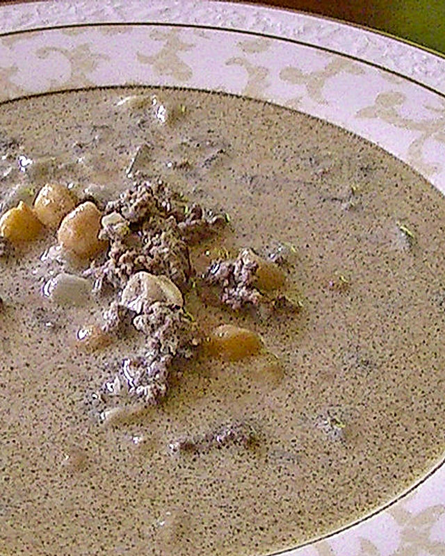 Suppe mit Lammhack und Kichererbsen