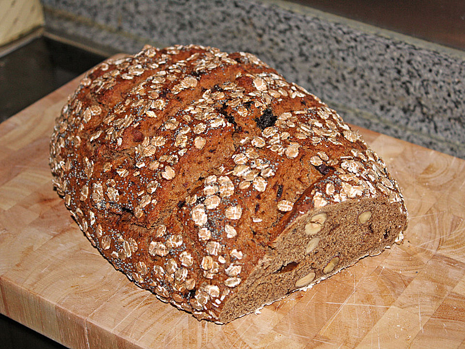 Roggenmischbrot mit Pflaumen und Haselnüssen von LI-Smutje| Chefkoch