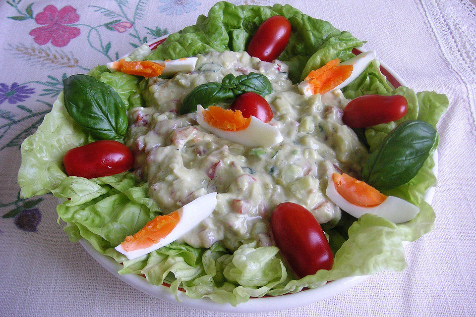 Avocado-Gurken-Kaltschale