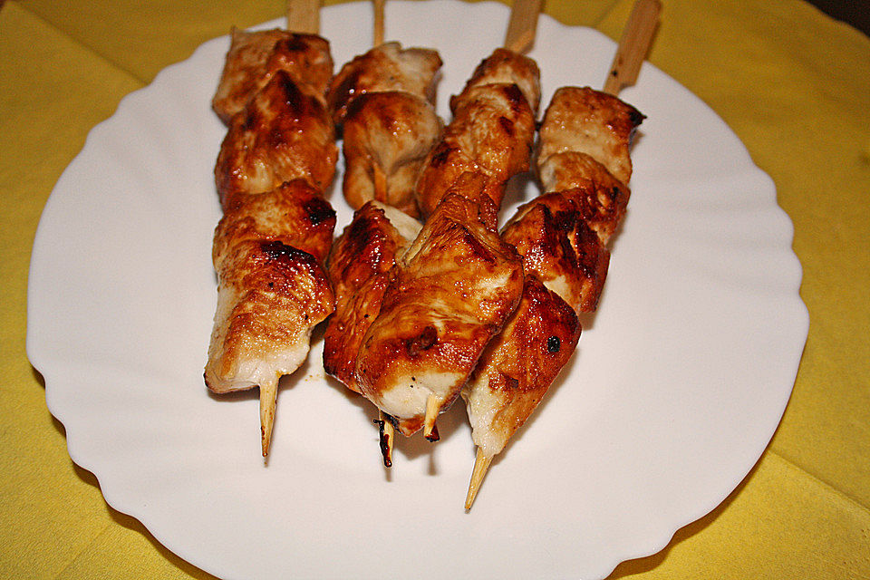 Hähnchenspieße in Honig-Senf-Marinade