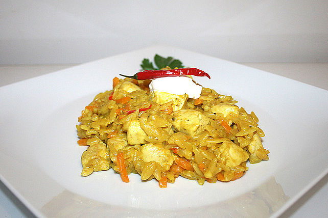 Curry-Kritharakipfanne mit Hühnchen und Karotten von YanaAmelie| Chefkoch Curry-Kritharakipfanne mit Hühnchen und Karotten von YanaAmelie| Chefkoch