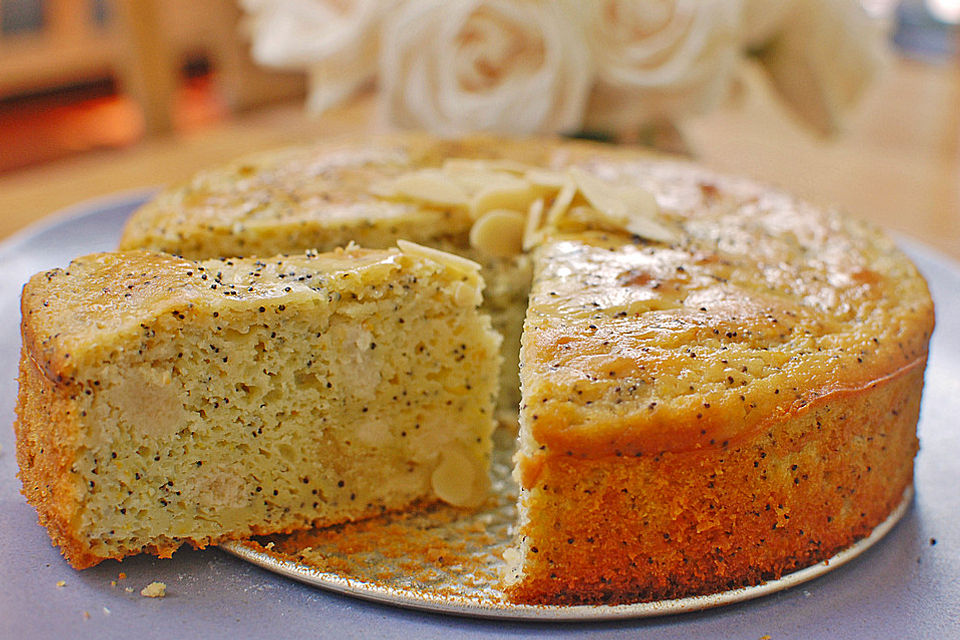 Ananas-Marzipan-Kuchen mit Mohn