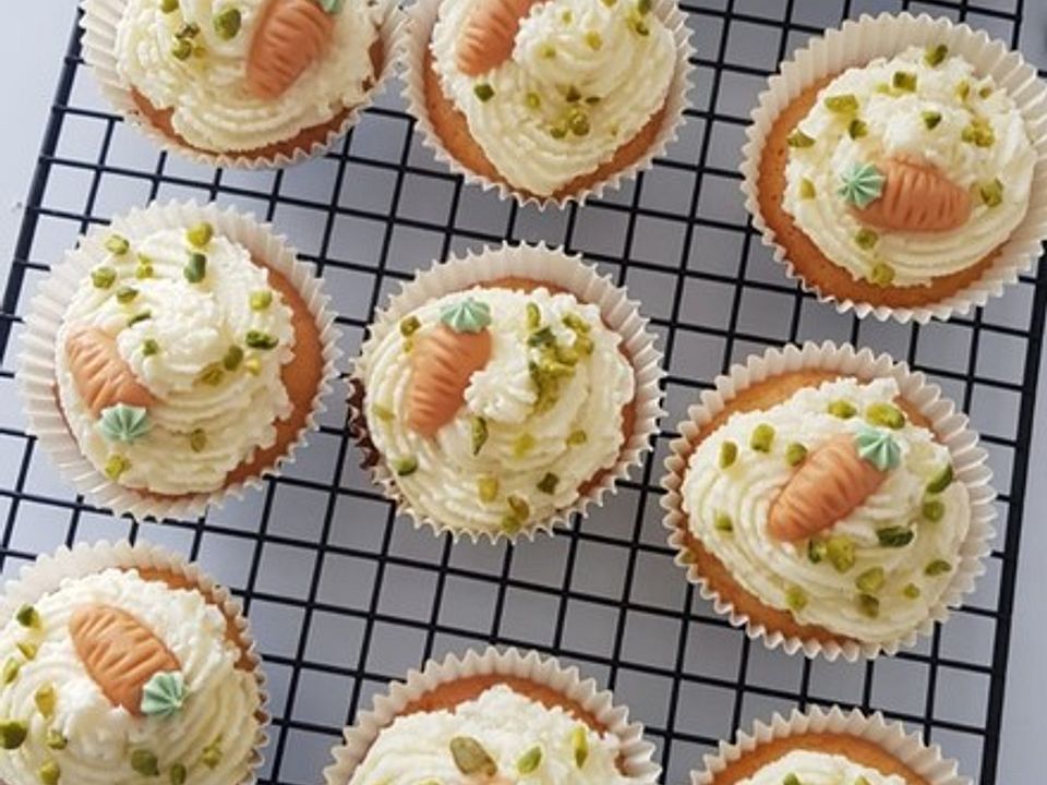 Rübli-Cupcakes mit Frischkäse-Frosting von Tweetschekätzchen| Chefkoch