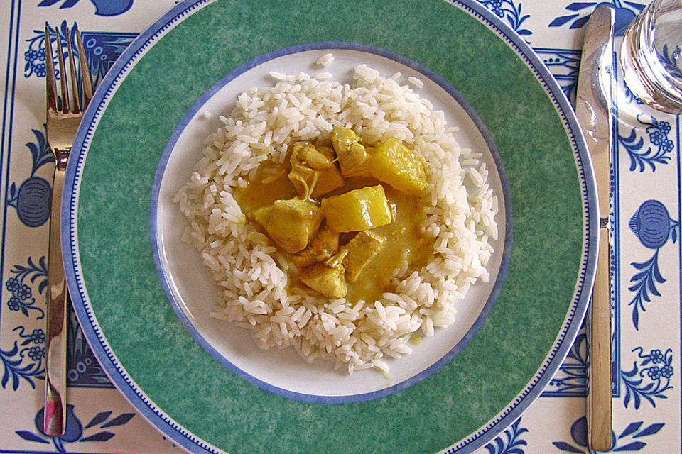 Curryhuhn mit Ananas