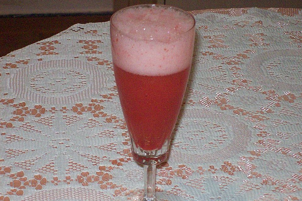 Erdbeeren-Aperitif