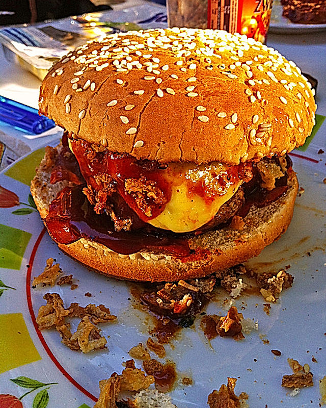 Chili Bacon Cheeseburger