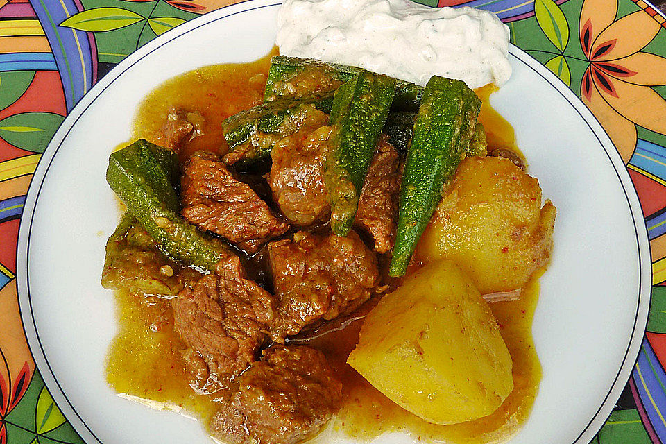 Rind-Kartoffel-Curry mit Okra aus Birma